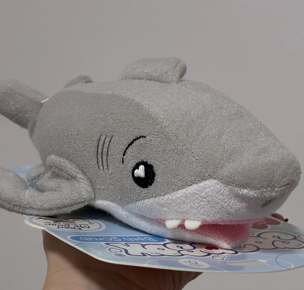 Vannošanās sūklis ar kabatiņu ziepēm  soapsox, haizivs